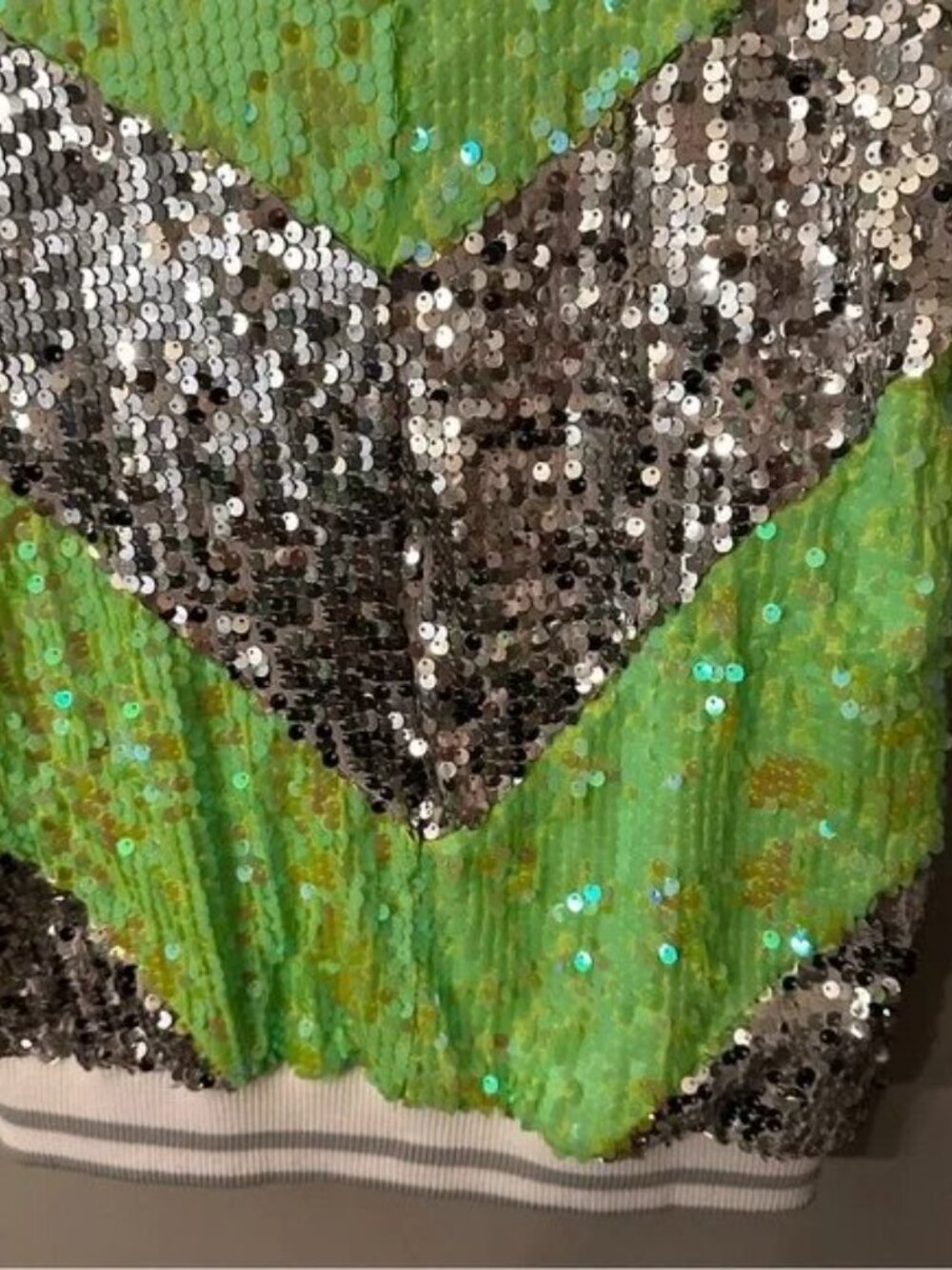 ⭐️ Performer Dancewear Small Weissman White and Silver Sequin Vest - Picture 2 of 8